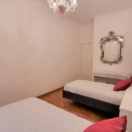 Διαμέρισμα Palazzo Crispi - Boutique Τεργέστη