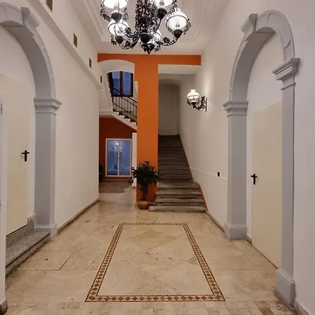 Palazzo Crispi - Boutique *